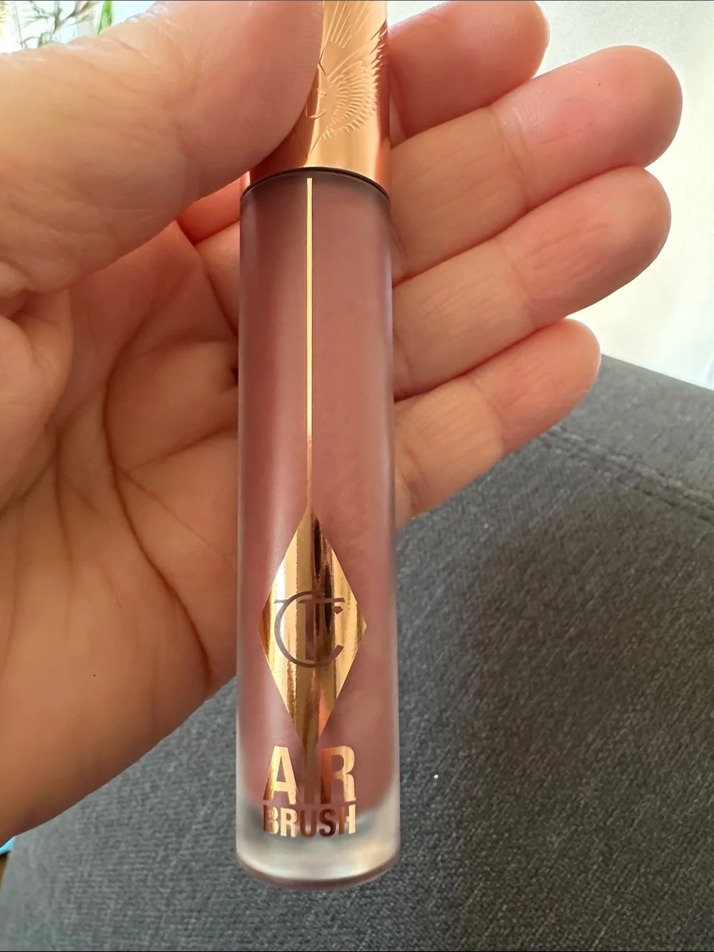 🆕 Charlotte Tilbury Lipsticks in pilllow talk